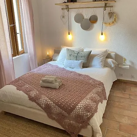 Studio Charme Cocooning Hyper Centre Historique Confort Aix-en-Provence